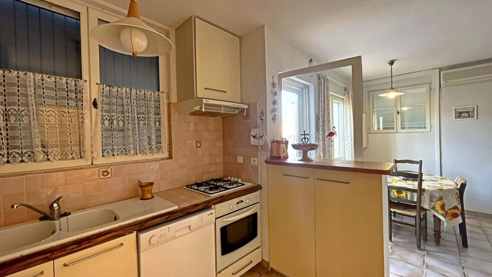 Appartement 6 Pers. Aux Saintes-Maries-De-La-Mer - Fr-1-475-223